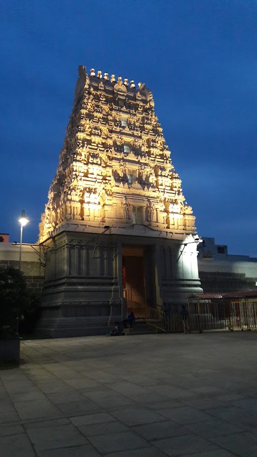 Kamakshi Amman Temple - Photo 2