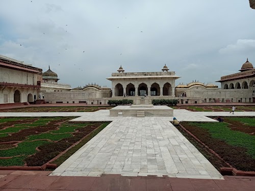 Diwan-i-Khas - Photo 3