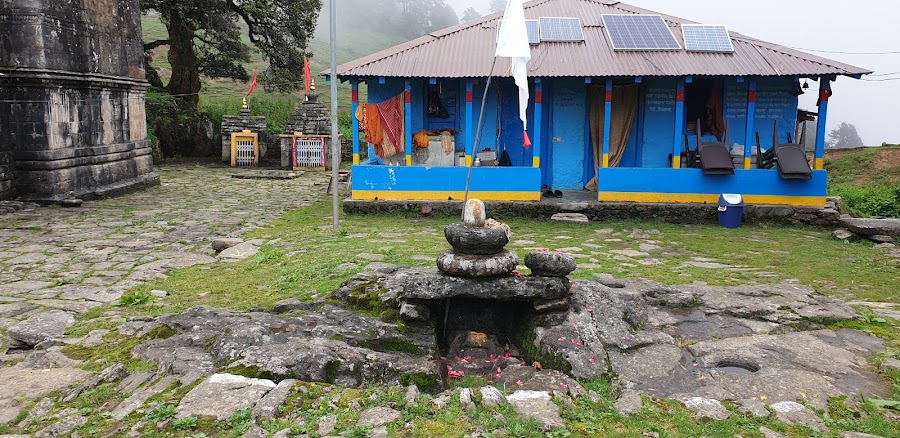Madhyamaheshwar Temple - Photo 4
