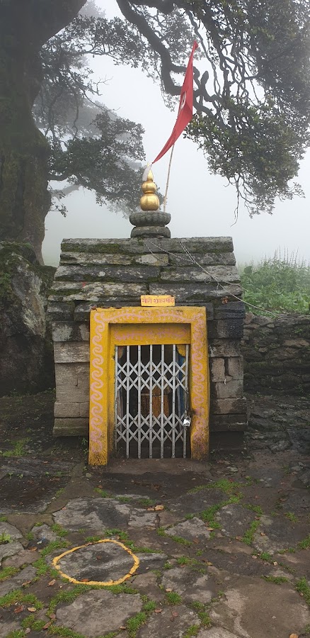 Madhyamaheshwar Temple - Photo 5