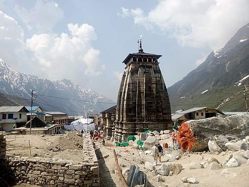 Shri Kedarnath Jyotirlinga Temple - Photo 2