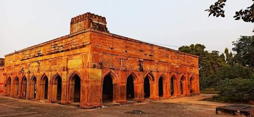 Mirzapur - Photo 3