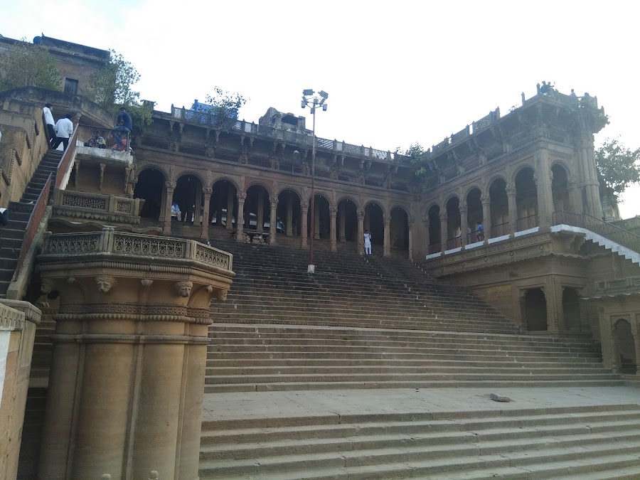 Mirzapur - Photo 3