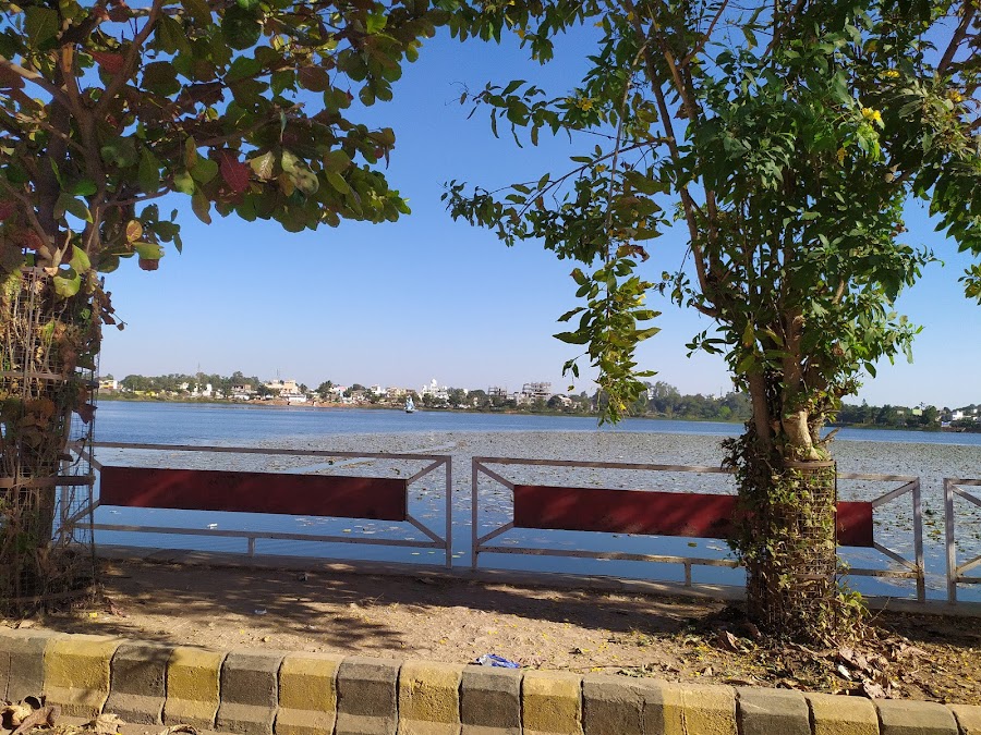 Ganga Munda Lake - Photo 3