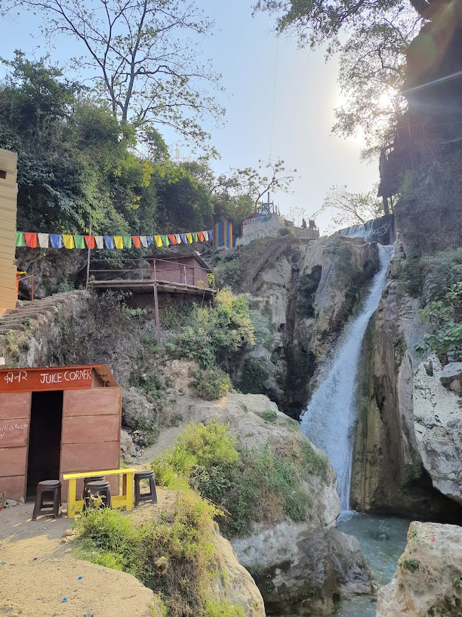 Bhatta Falls - Photo 4
