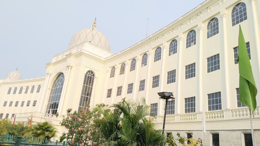 Salar Jung Museum - Photo 2