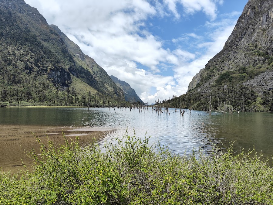 Madhuri Lake (Sangetsar Lake) - Photo 2