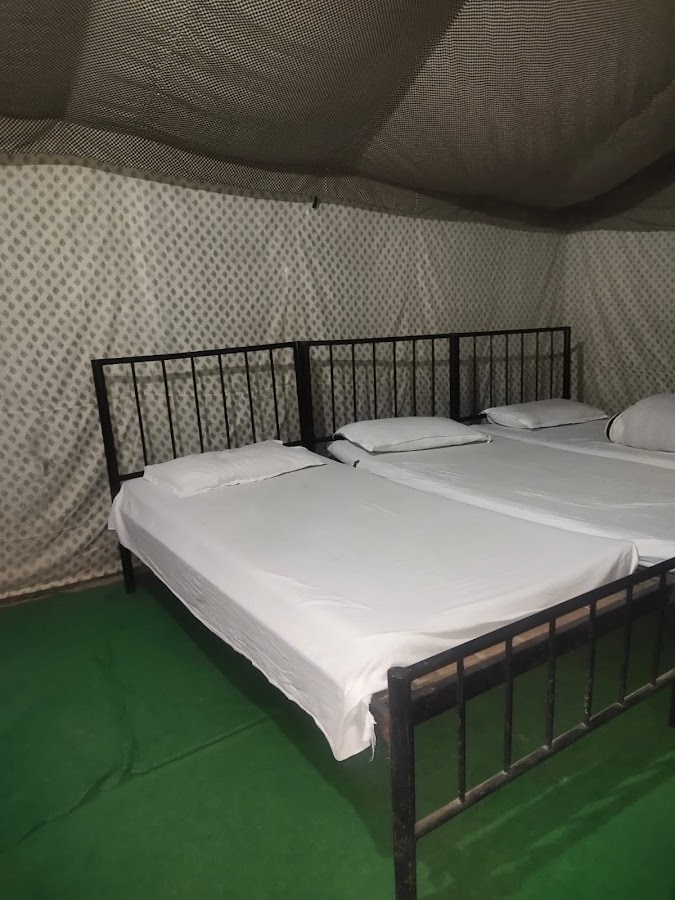 Camp Thangdhar - Photo 2