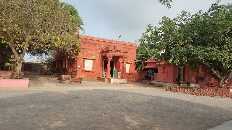 Gita Mandir - Photo 2