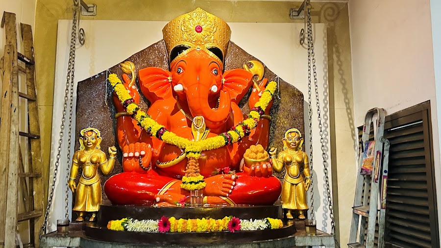 Shree Siddhivinayak Temple - Photo 4
