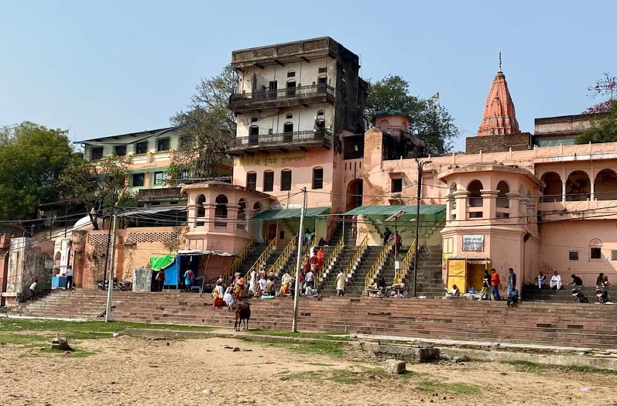 Shri Vishnupad Temple - Photo 2