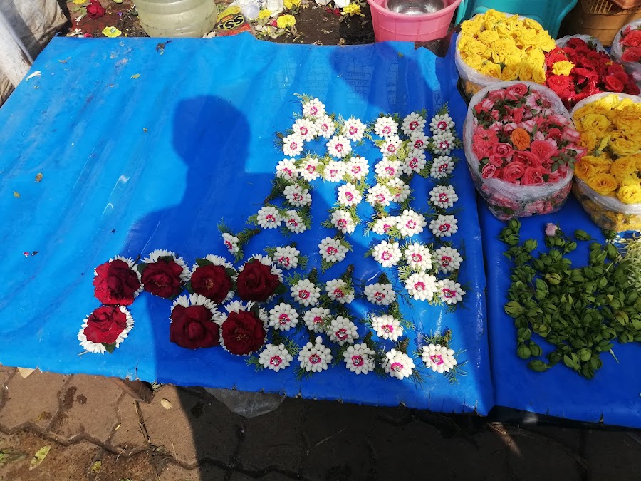 Mattuthavani Flower Market - Photo 4