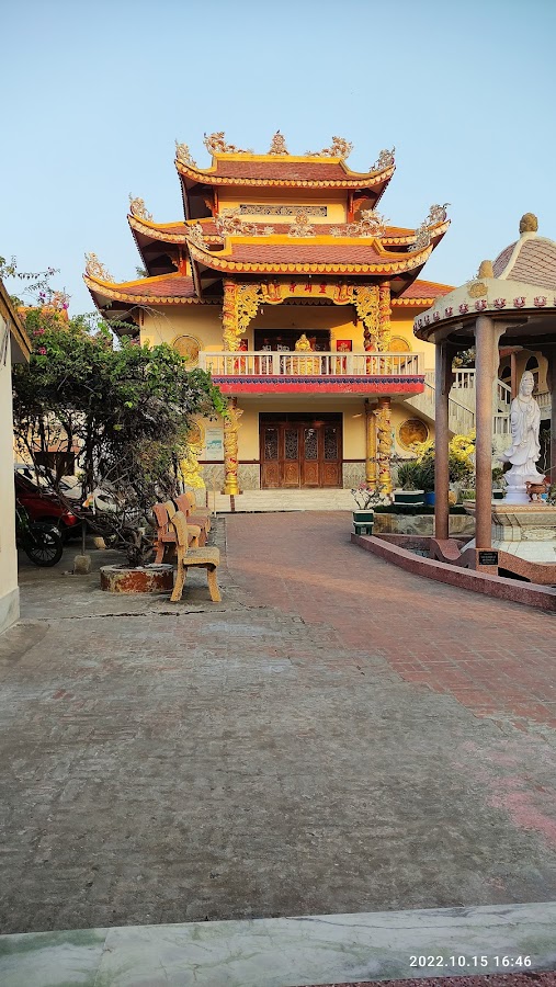 Chinese Temple - Photo 2