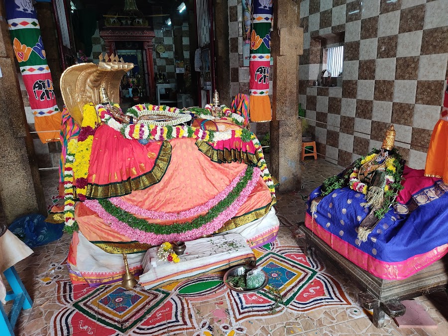 Melaseval Navaneethakrishna Temple - Photo 4