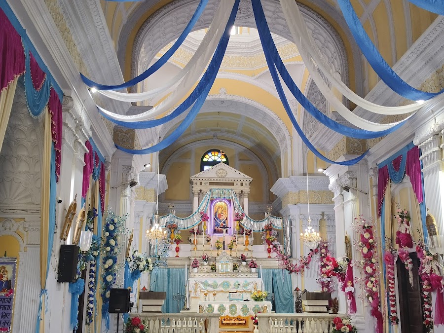 Sardhana Church - Photo 4