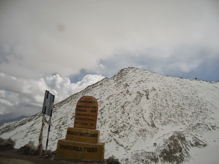 Khardung La Pass - Photo 3