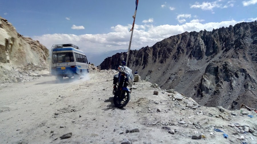 Khardung La Pass - Photo 4