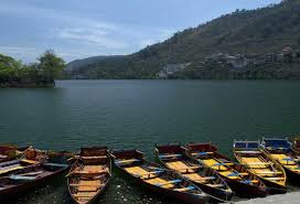 Bhimtal Lake - Photo 2